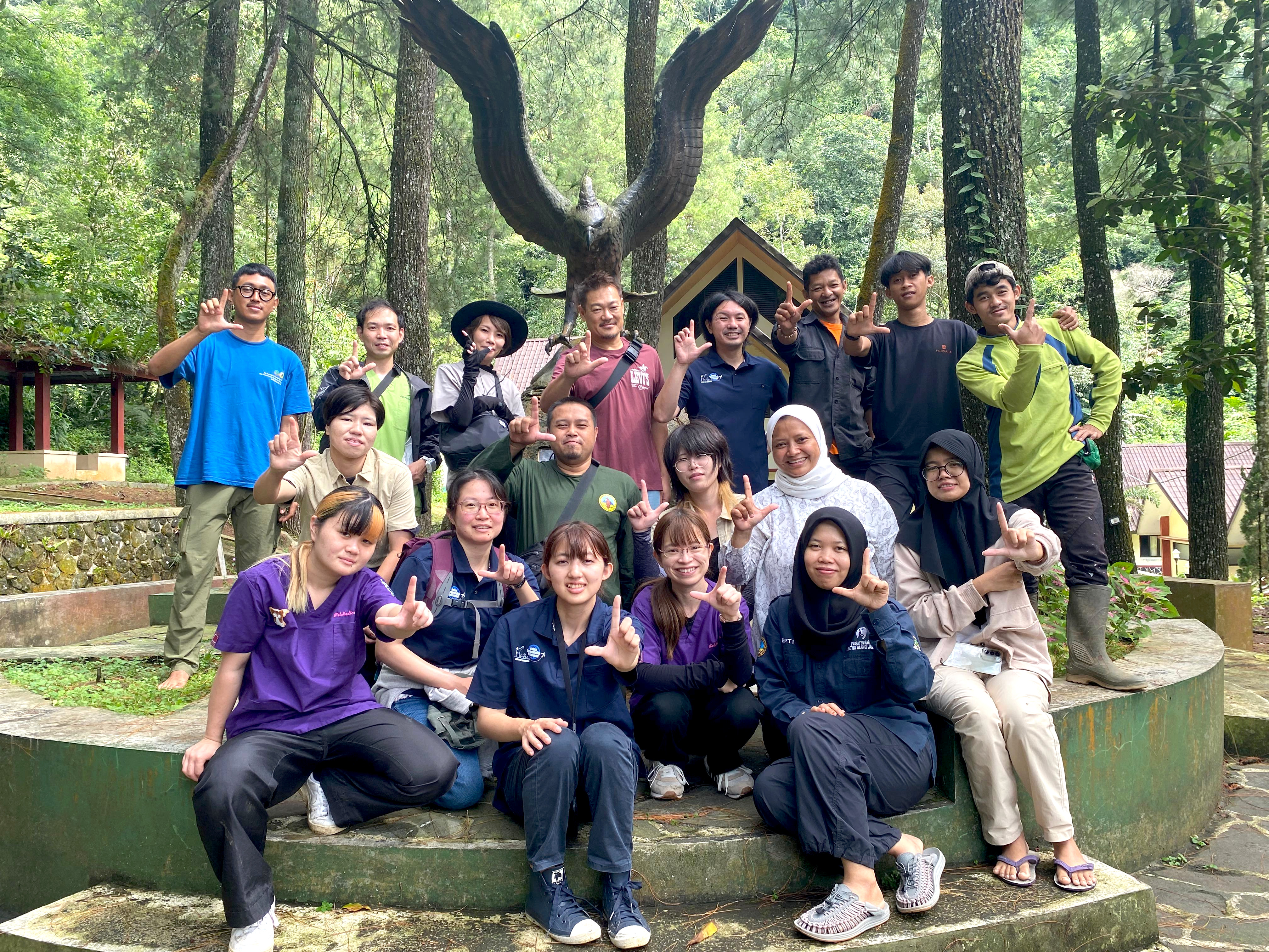 3班 Gunung Halimun Salak国立公園 1